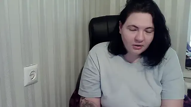 XLisaBlueXs_ from StripChat is Freechat