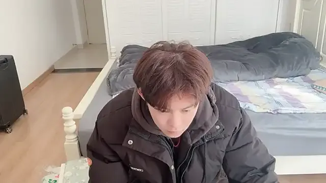 xlong00099 from StripChat is Freechat