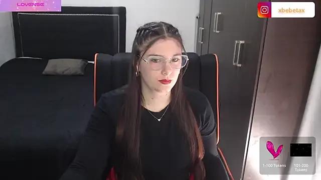 xxbbtaa from StripChat