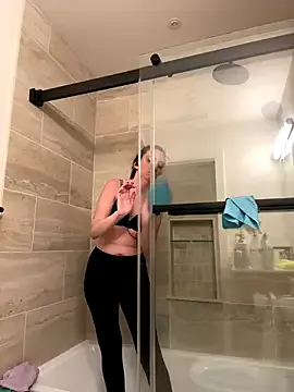 XXlolaXX from StripChat is Freechat