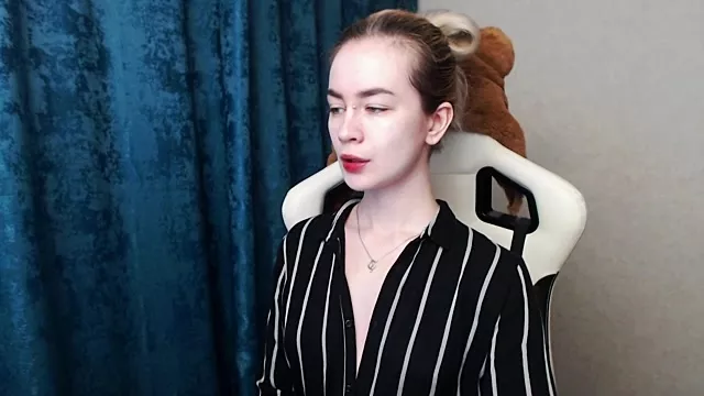 Xxxcharismaaa from StripChat