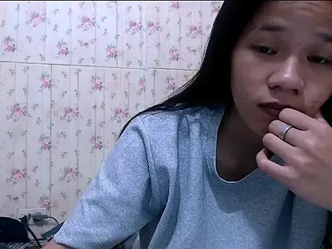 xxxcutiebabe16 from StripChat is Freechat