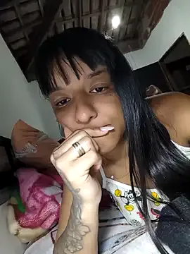 XxxMaikelly from StripChat is Freechat