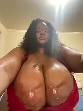 xXXSexyamazon from StripChat is Freechat