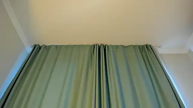 yanyaan from StripChat is Freechat