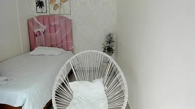 Yarid_collins from StripChat is Freechat
