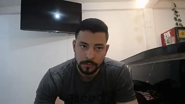 yohacriss from StripChat is Freechat