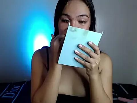 Girls: try live performances with matured performers, from dancing to quirks, in a variety of beautiful sex cams.