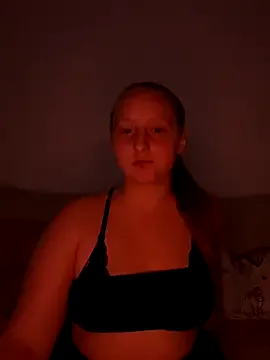 young_hailey from StripChat is Freechat