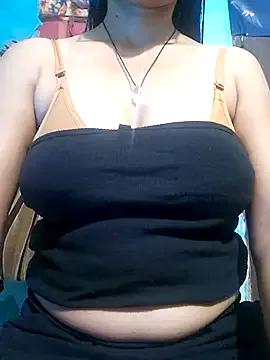 Your-sweety from StripChat is Freechat