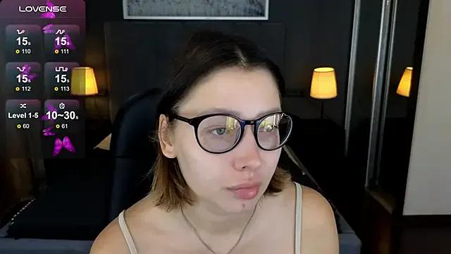 your_demi from StripChat is Freechat