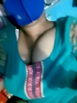 your_favourite_bhabhi from StripChat is Freechat