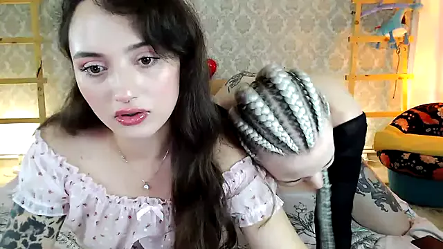 Girls: try live performances with matured performers, from dancing to quirks, in a variety of beautiful sex cams.