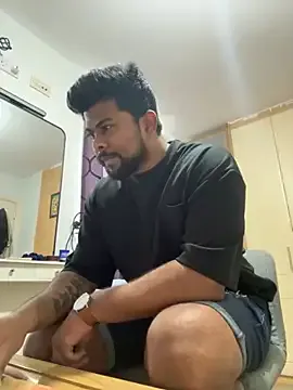 YOURCRAZYDADDY from StripChat is Freechat