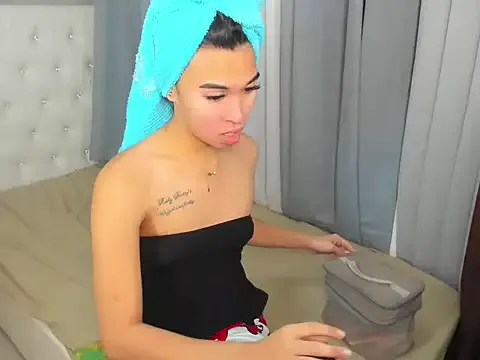 Yourdreamgoddess from StripChat is Freechat