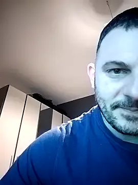 yourgentleman88 from StripChat is Freechat