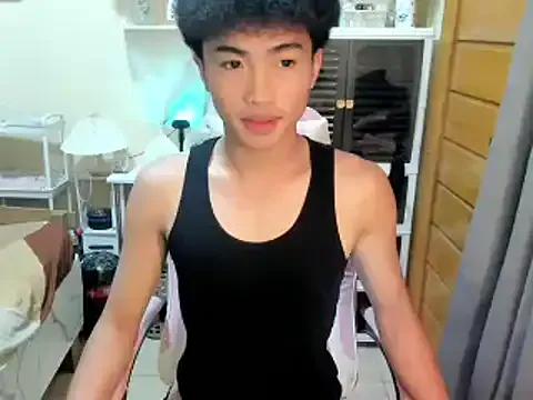 yourhotpinoy from StripChat is Freechat