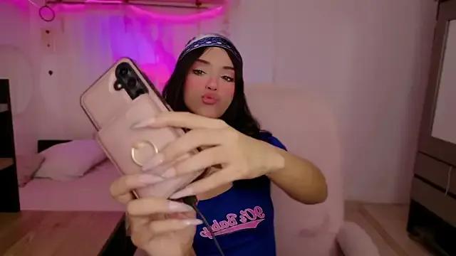 Girls: try live performances with matured performers, from dancing to quirks, in a variety of beautiful sex cams.