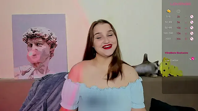 yourlexie from StripChat is Freechat