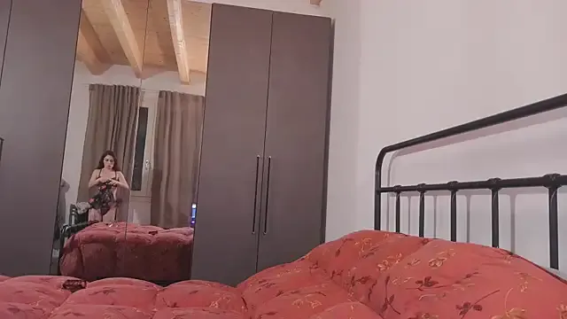 Girls: try live performances with matured performers, from dancing to quirks, in a variety of beautiful sex cams.