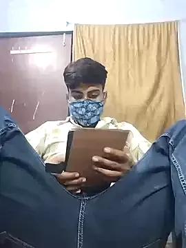 YourTarzan from StripChat is Freechat