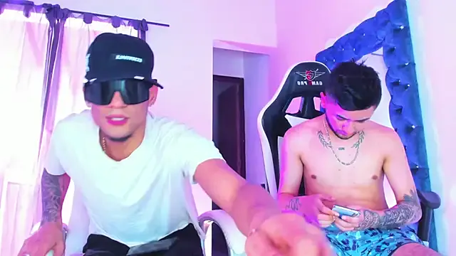 Yourtemptation555 from StripChat is Freechat