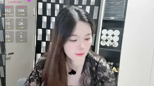 Yueyue-MM on StripChat 
