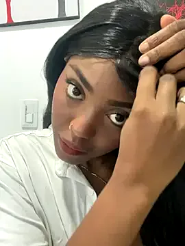 zaracollins01 from StripChat is Freechat