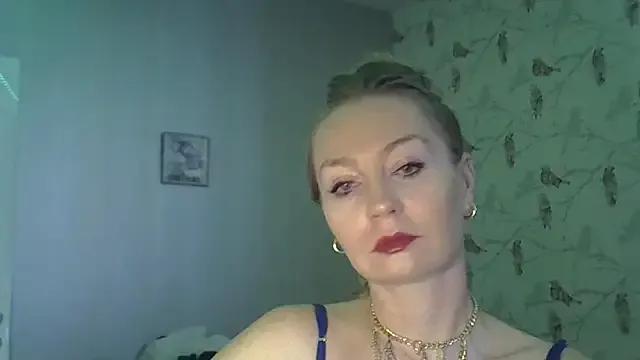 ZarinaSwift from StripChat is Freechat