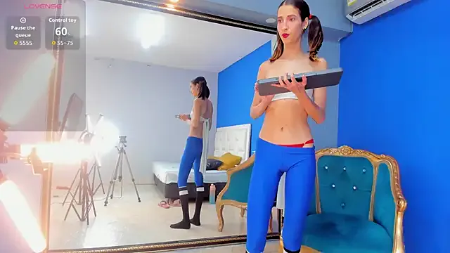Girls: try live performances with matured performers, from dancing to quirks, in a variety of beautiful sex cams.