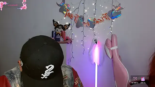 Girls: try live performances with matured performers, from dancing to quirks, in a variety of beautiful sex cams.