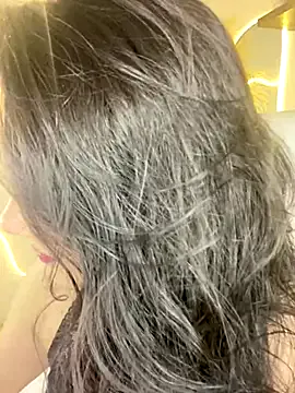 Zoe_Serrat from StripChat is Freechat