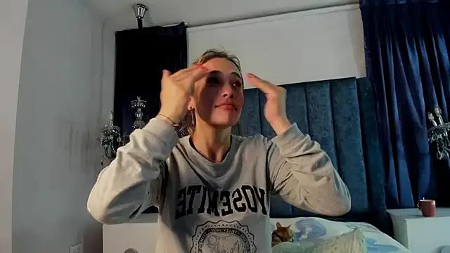 Girls: try live performances with matured performers, from dancing to quirks, in a variety of beautiful sex cams.