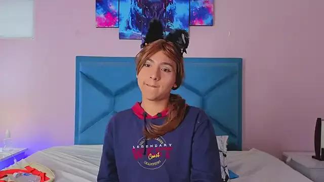 ZoeeMorettii from StripChat