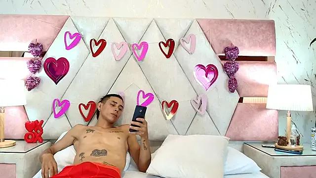 Zoelucas from StripChat is Freechat