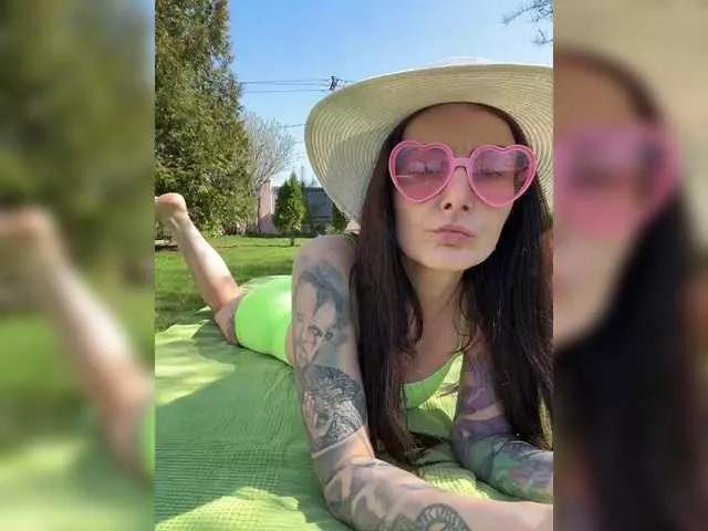-AnnaMaria- from BongaCams