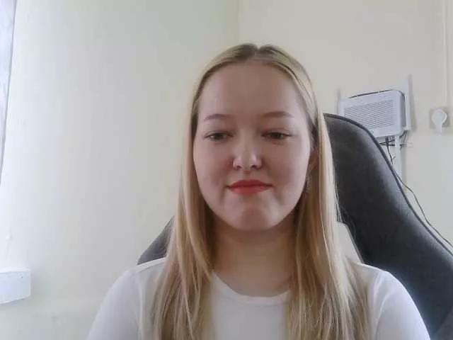-Sweet-smile- from BongaCams is Freechat