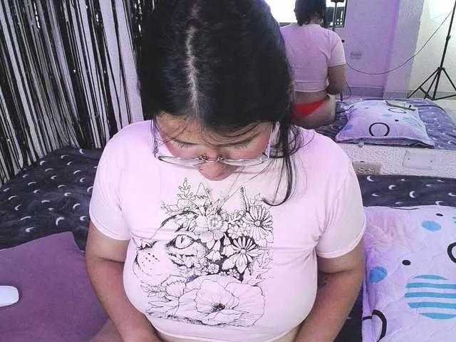 1sarah from BongaCams is Freechat