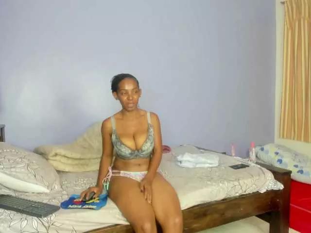 Aalisha-Jade from BongaCams
