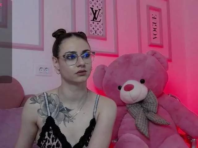 AbbyWhite from BongaCams