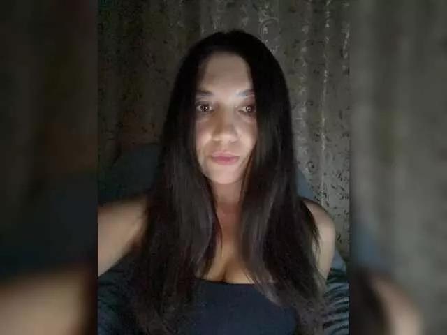 addddiss from BongaCams