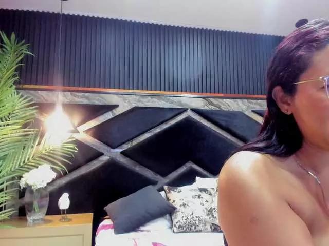 AitanaHarryson from BongaCams