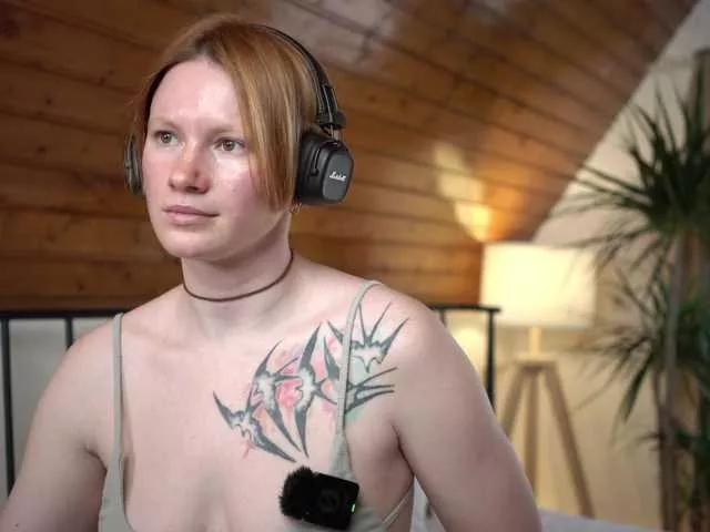 akaneiro-demon from BongaCams