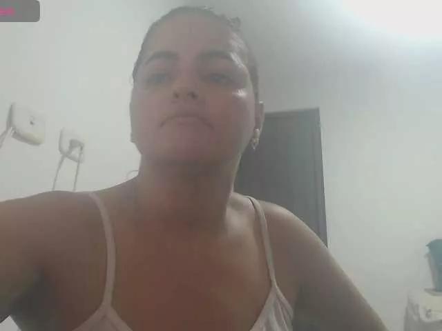AlannaStephen from BongaCams