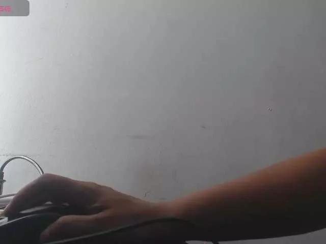 AlannaStephen from BongaCams