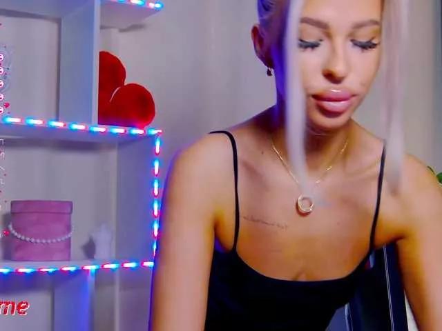 Girls: try live performances with matured performers, from dancing to quirks, in a variety of beautiful sex cams.