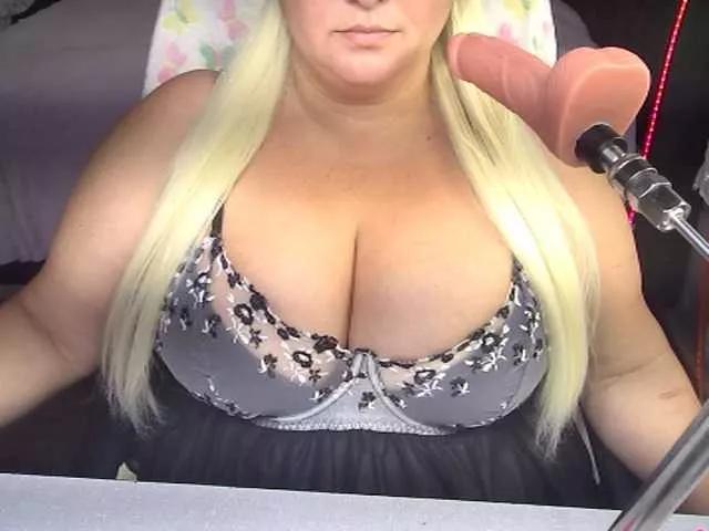 AlissaBecker from BongaCams is Freechat
