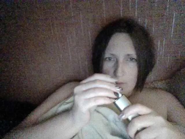 AllaSowinskaya from BongaCams