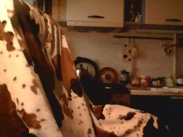 AlyaBest777 from BongaCams