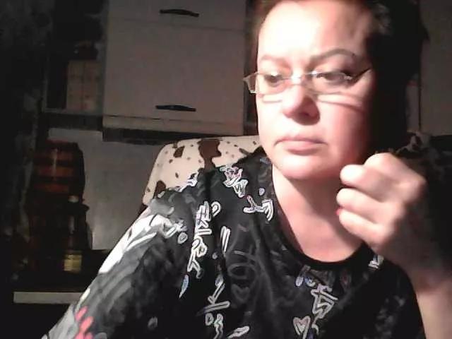 AlyaBest777 from BongaCams